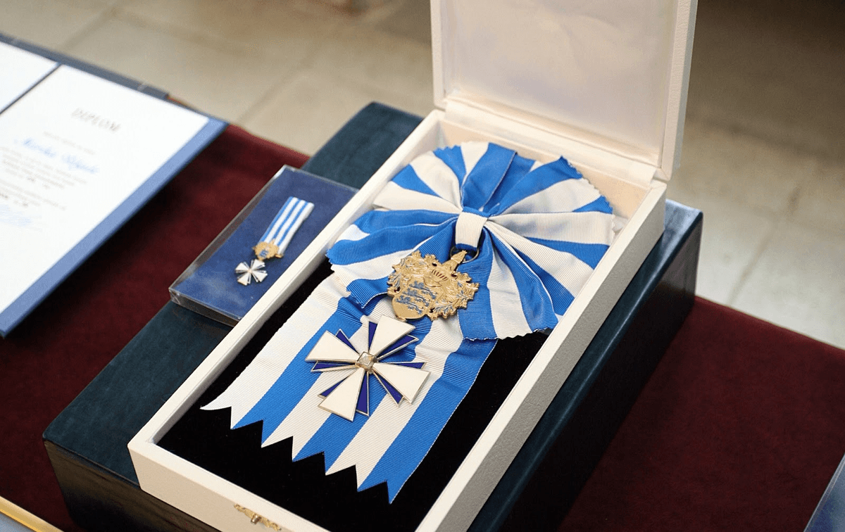 Tallinna võimuliit andis miljardärist suurrahastajale linna kõrgeima autasu