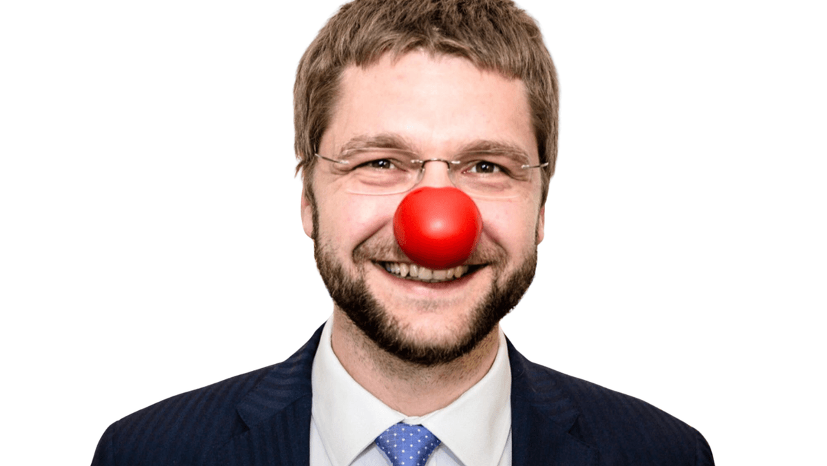 Vaesed maksavad, linnapea puhkab: kuidas võim veeretas tasuta lasteaia kulu kõige nõrgemate õlule